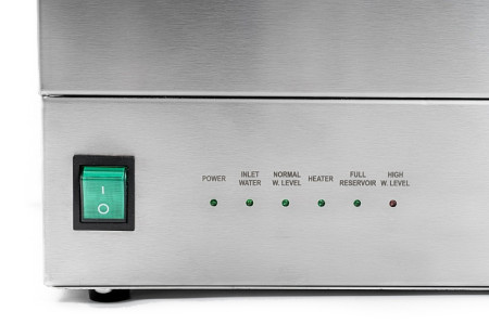 Аквадистиллятор Liston A 1104 со встроенным сборником (4 л/час, сборник 8 л) (корпус из нержавеющей стали)